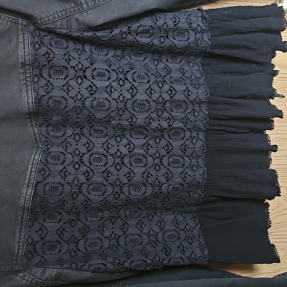 Free People Women's Black Denim Jacket with Lace Detail - Picture 5 of 9